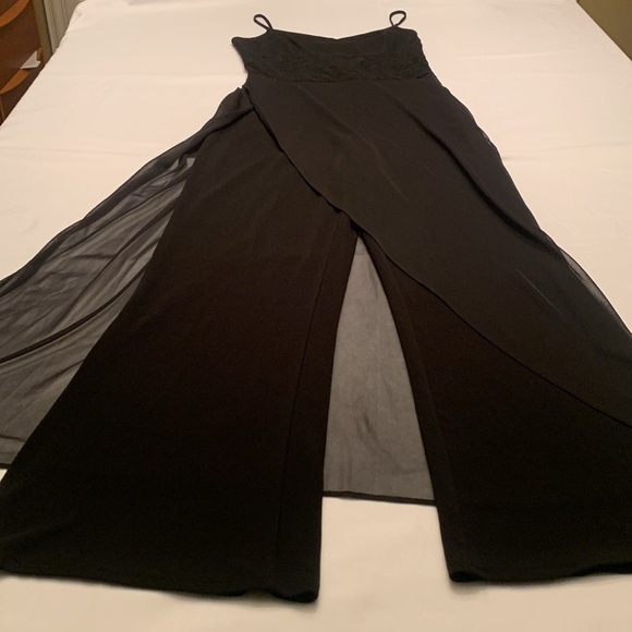 White House Black Market jumpsuits - Picture 10 of 10